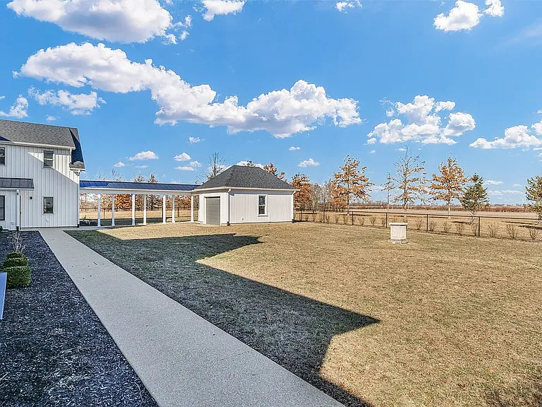 2132 Deland Monticello Rd — Photo 6