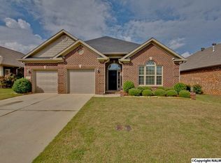 308 Beaver Ridge Trl SW, Huntsville, AL 35824