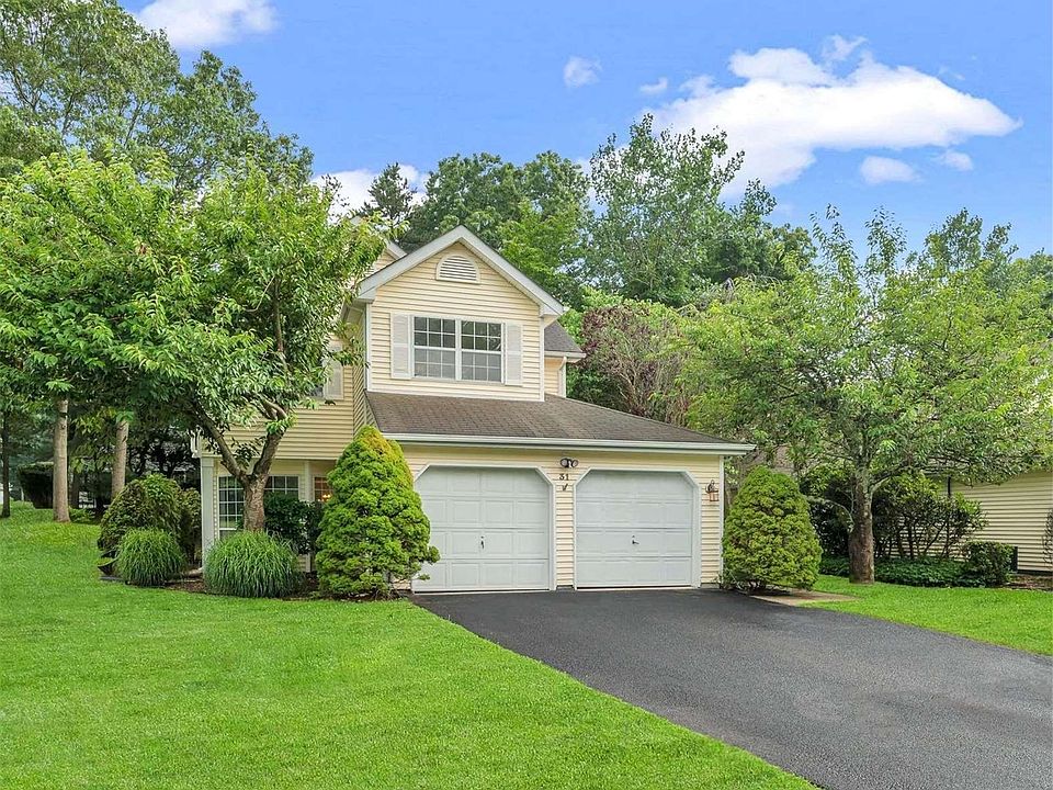 31 Cloister Lane, Middle Island, NY 11953 MLS 3514270 Zillow