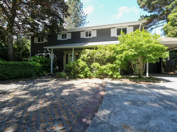 2155 N 11th St, Coos Bay, OR 97420