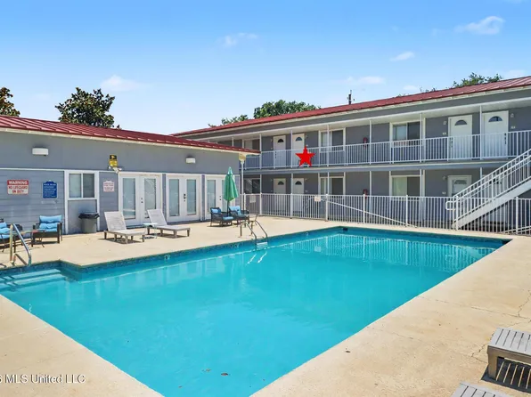 1664 Beach Blvd #127, Biloxi, MS 39531
