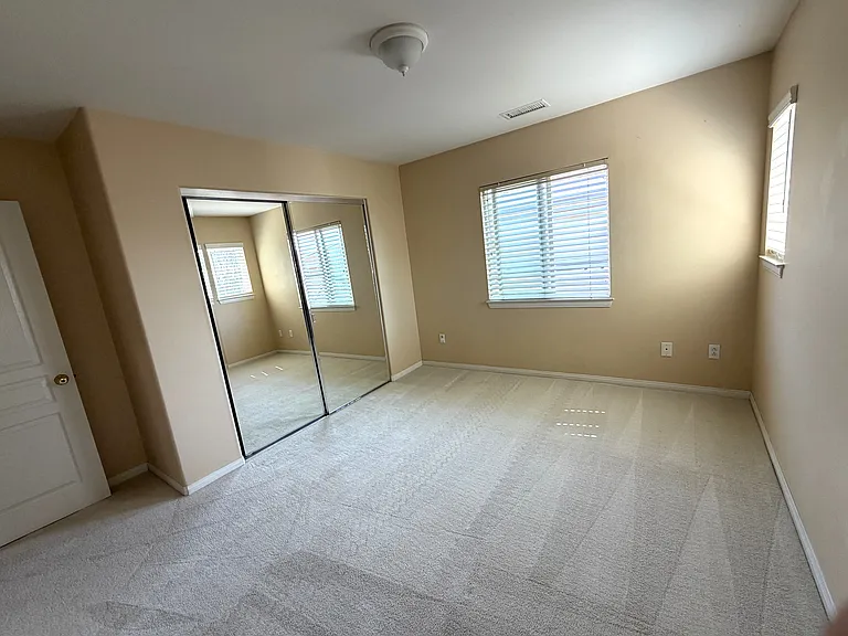 6363 Hazel St — Photo 22