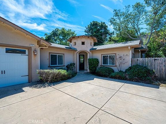 2nd image of 307 Del Mar Ct