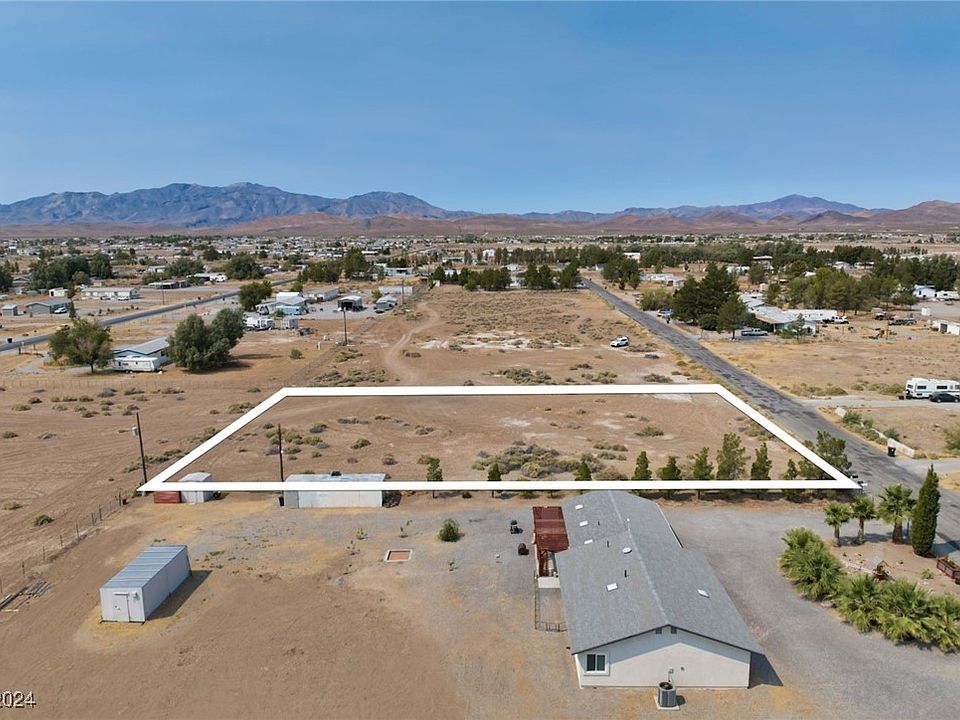 1st image of 3201 W Hardy Ln