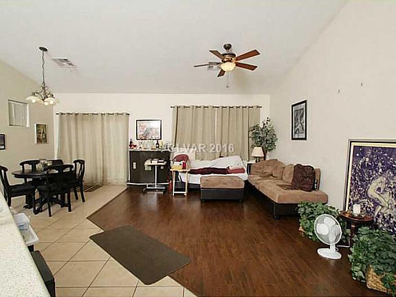 4th image of 3879 Pumpkin Creek St
