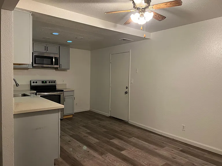 9603 Cody Way #9603 — Photo 9