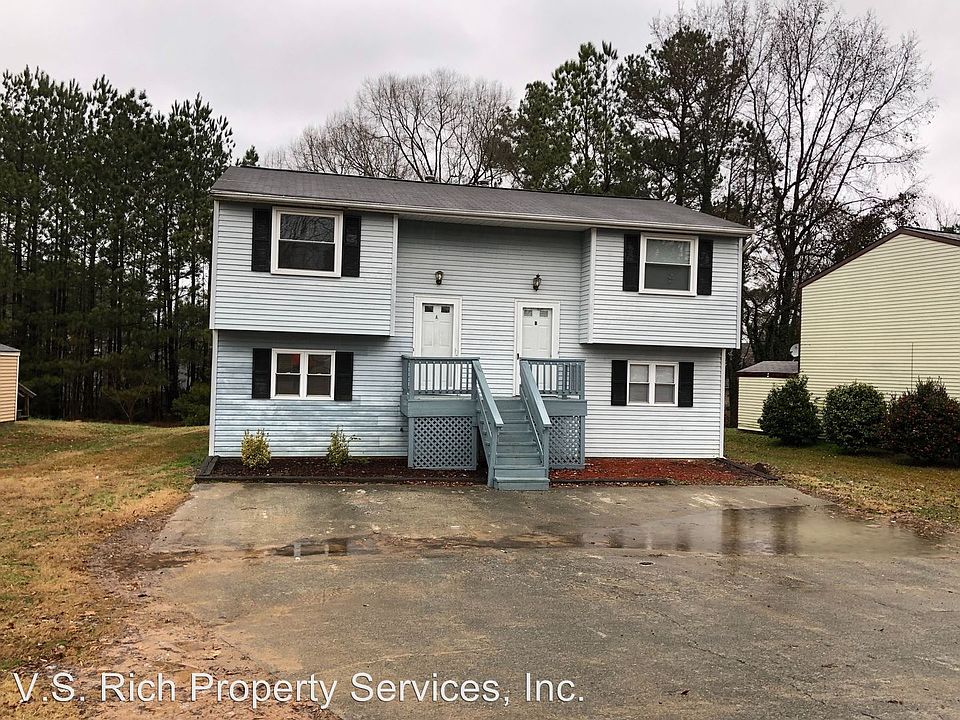 1st image of 2511A Camellia Dr