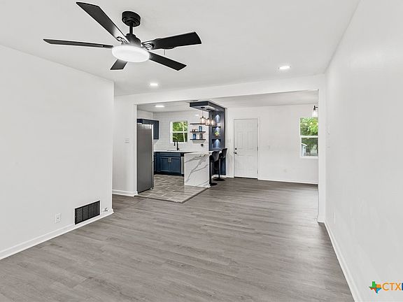 5th image of 1004 S 15th St