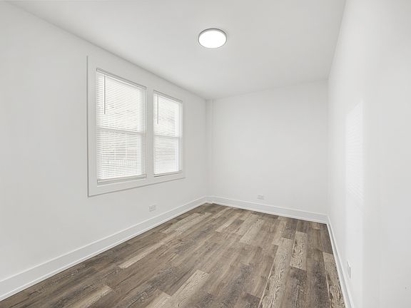 2nd image of 8139 S Drexel Ave #2S