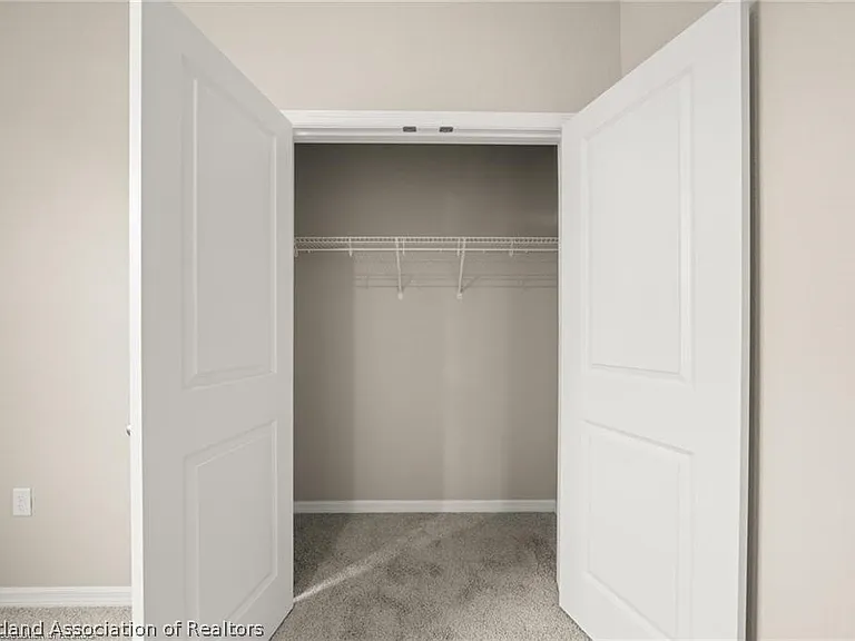 845 Peachtree Dr — Photo 15