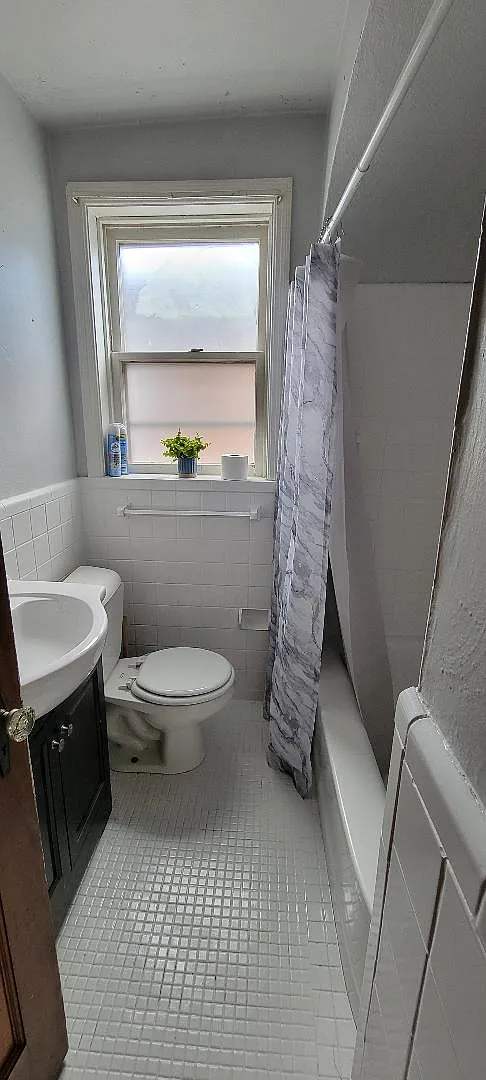 5173 Eichelberger St — Photo 3