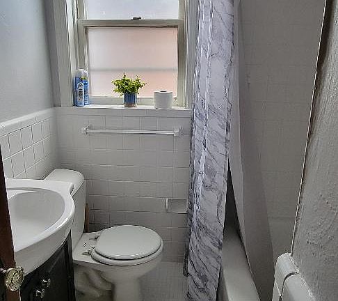 3rd image of 5173 Eichelberger St Floor 2