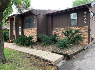 2505 53rd St, Des Moines, IA 50310