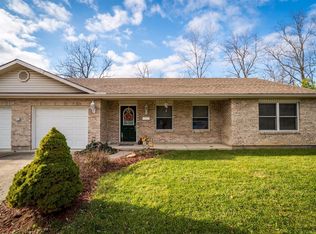 80 Locust Dr, Springboro, OH 45066
