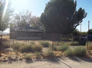 19661 Locust Ln, Apple Valley, CA 92308