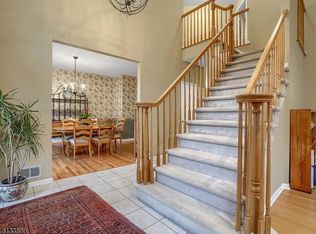 12 Ramapo Mountain Dr, Wanaque, NJ 07465