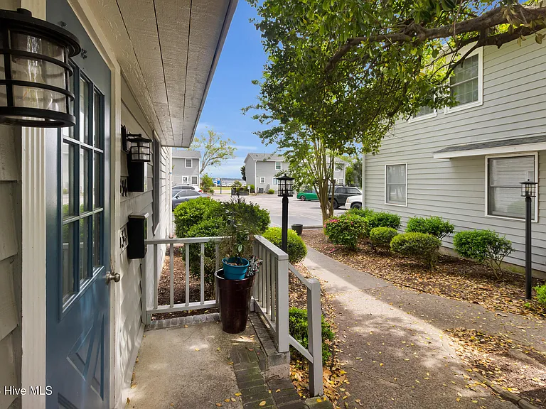 338 River Walk — Photo 19