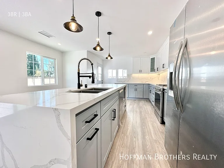 6243 Platt Ave — Photo 6