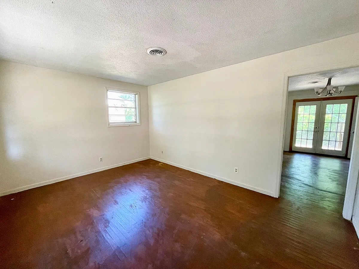 Building Photo - 337 Ovanta Rd