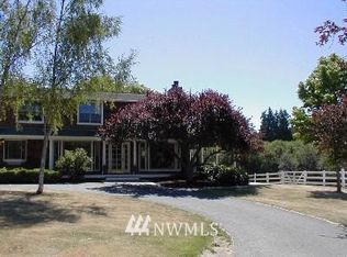 7195 NE High School Rd, Bainbridge Island, WA 98110