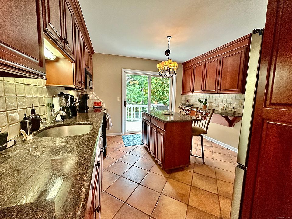 Woodbury Hill 38 Woodbury Hl Woodbury CT Zillow