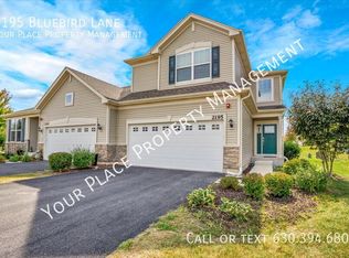 2195 Bluebird Ln, Yorkville, IL 60560