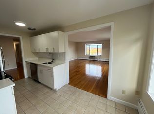 (Undisclosed Address), Arlington, MA 02476