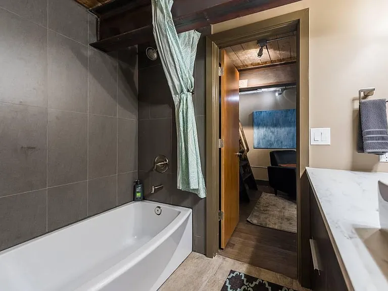 3100 Commerce St #140 — Photo 9