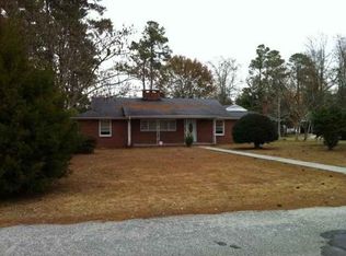 3707 Pinewood Dr, Loris, SC 29569