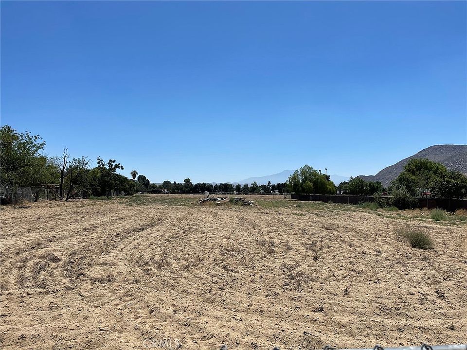1st image of 1 Pablo Rd