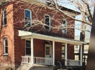 8 SW 9th St, Oswego, NY 13126