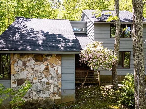98 Pedlars Point, Wintergreen Resort, VA 22967
