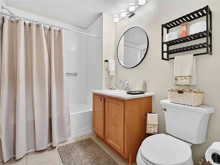 852 Lantern Way — Photo 9