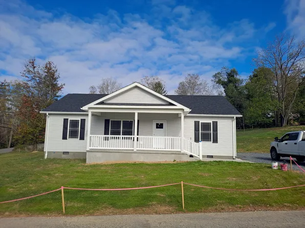 115 Lillians Way, White Sulphur Springs, WV 24986