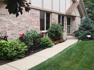 N34W23874 Grace Ave UNIT C, Pewaukee, WI 53072