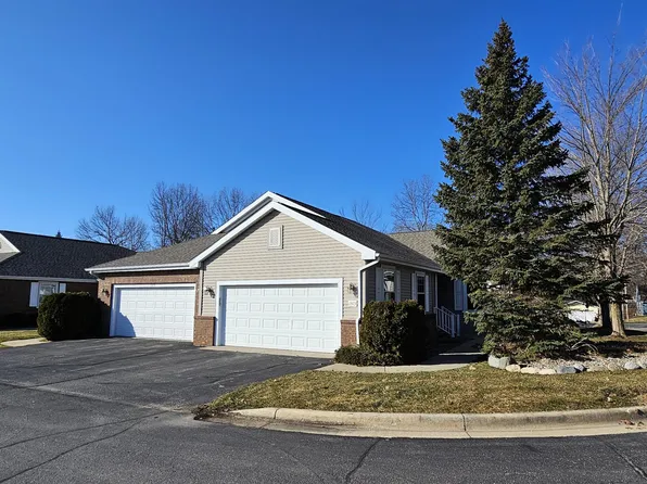 1373 S Village Cir #4, Kalamazoo, MI 49009