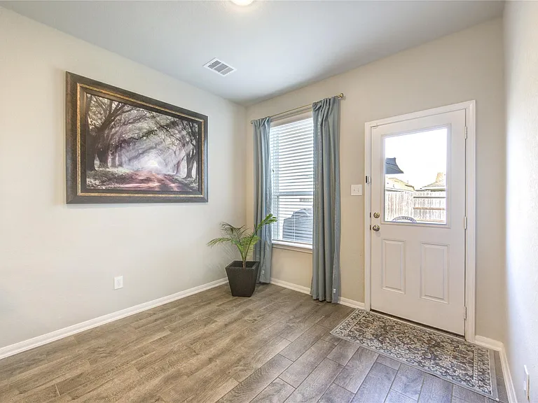 5439 Rustic Ruby Dr — Photo 13