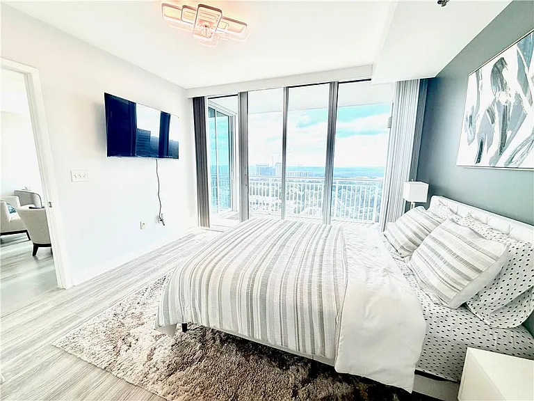3338 Peachtree Rd NE #3008 — Photo 10