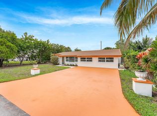 6220 Plunkett St, Hollywood, FL 33023