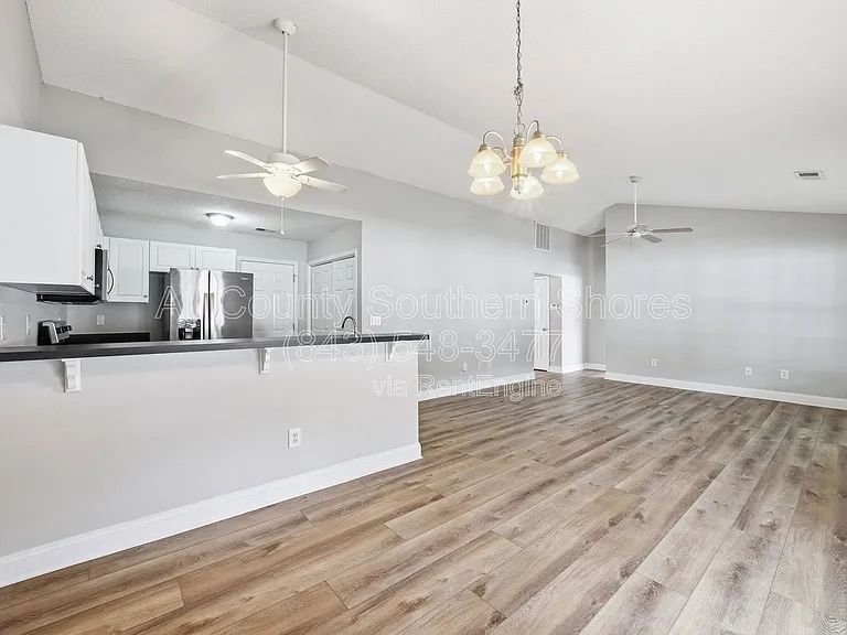 412 Harbour Reef Dr — Photo 14