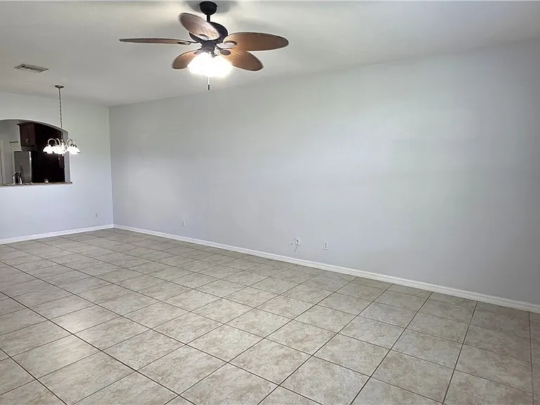 3345 Dandolo Cir — Photo 10
