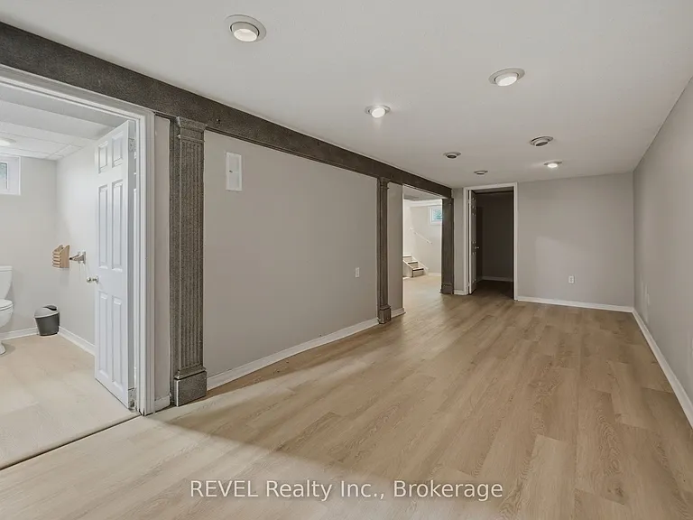 7962 Booth St — Photo 22