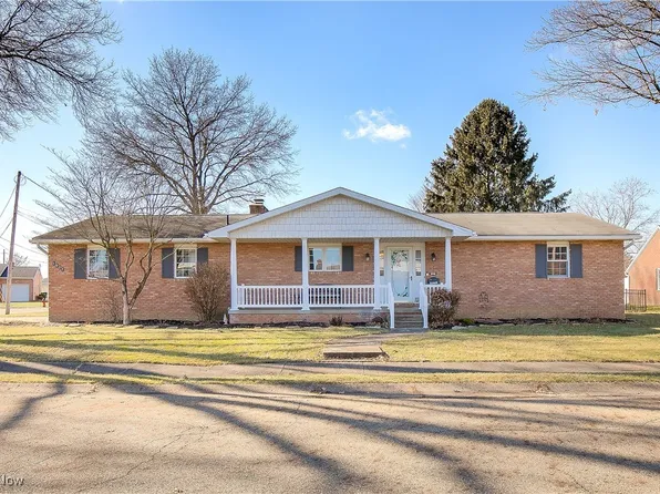 1027 Romary Ln, Louisville, OH 44641