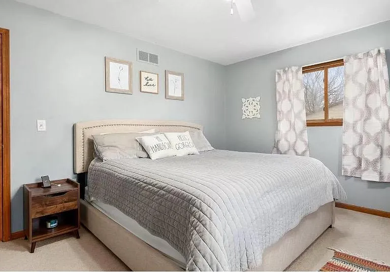 11816 Highridge Dr — Photo 25