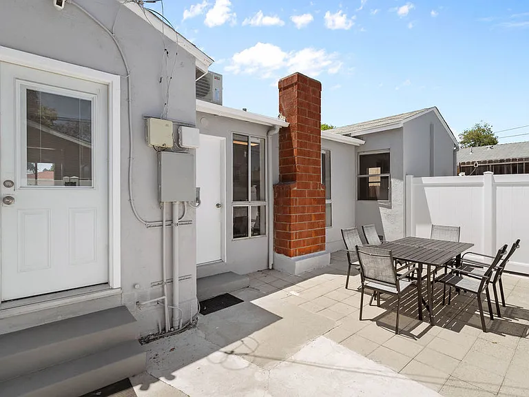 2066 Baltic Ave — Photo 5