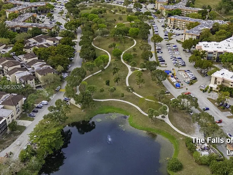 6100 S Falls Circle Dr #202 — Photo 19