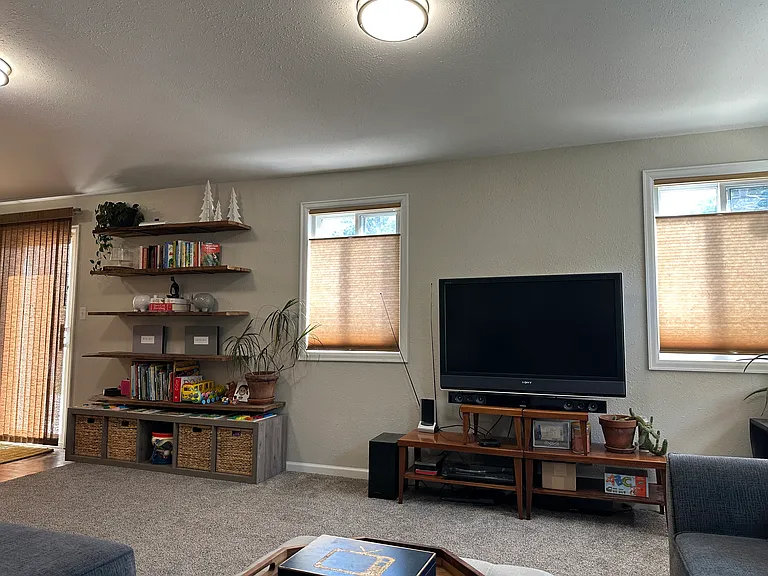 950 S Bryant St — Photo 30