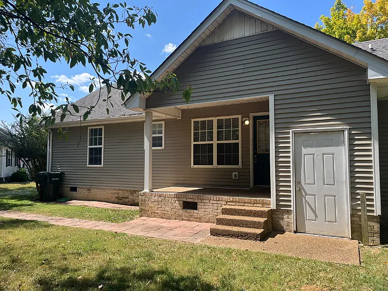 215 Derek Ct — Photo 19