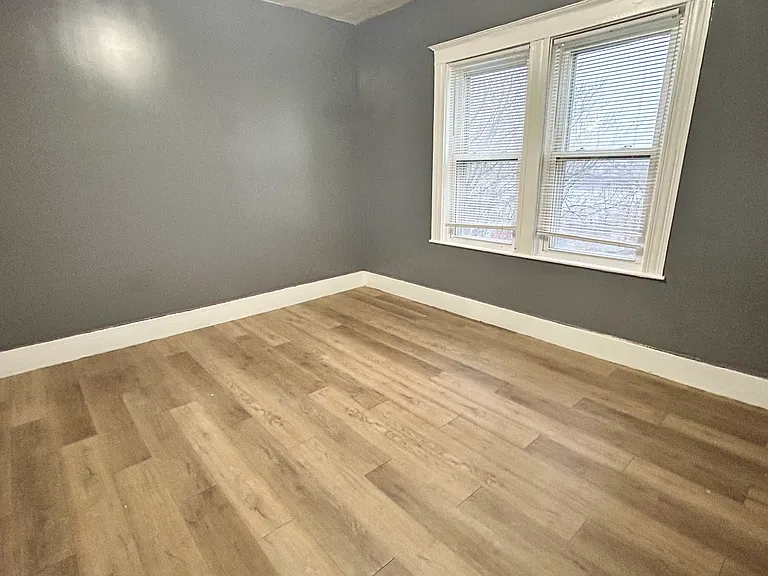 99 Essex St #3 — Photo 8