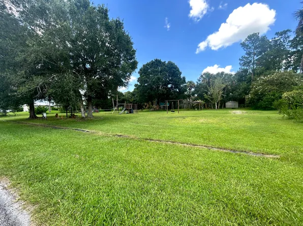 2041 SW Driftwood Street, Port St Lucie, FL 34953